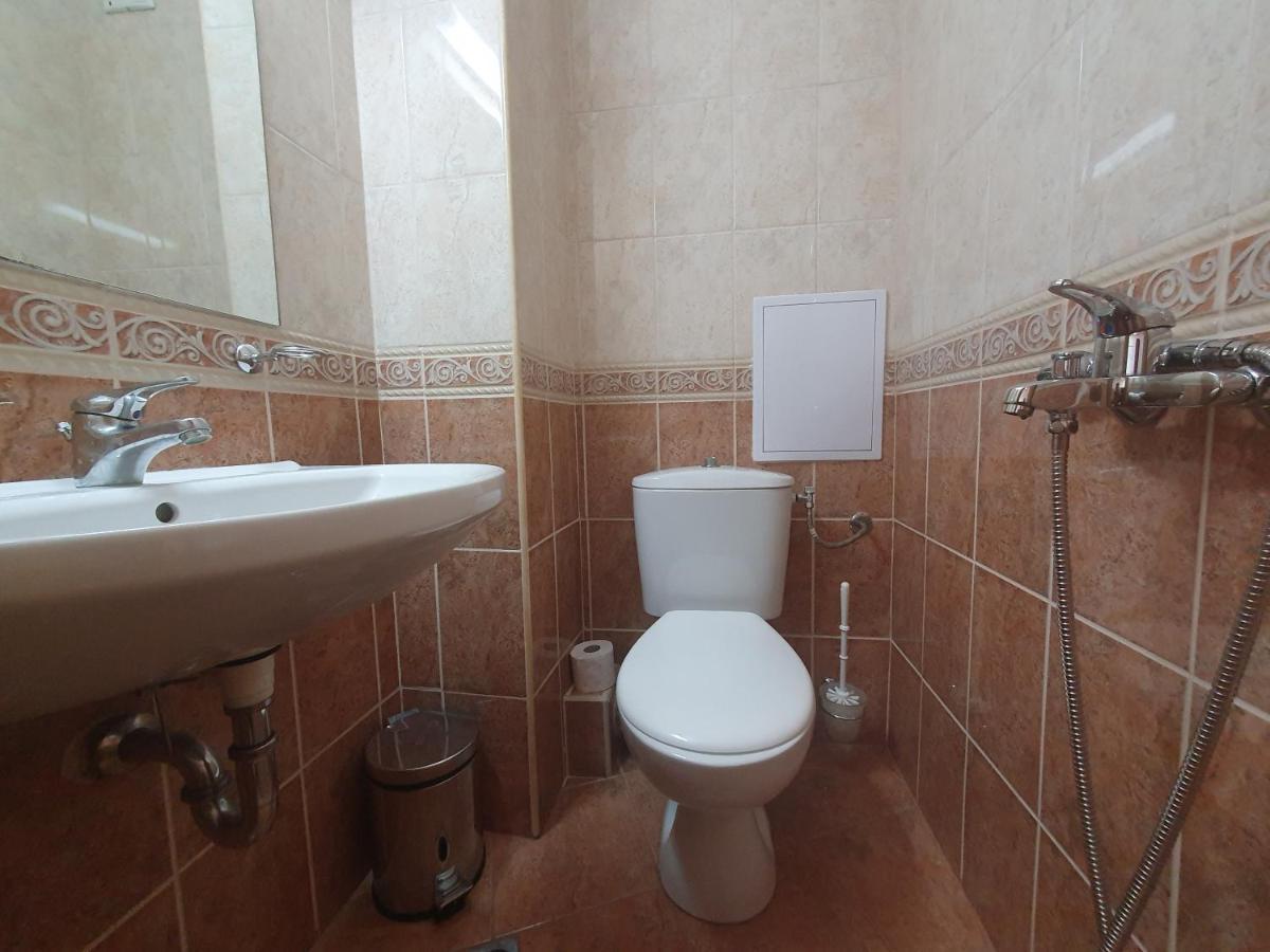 Apartment Ashton Hall - Sonnenstrand - Ost Sunny Beach Eksteriør billede